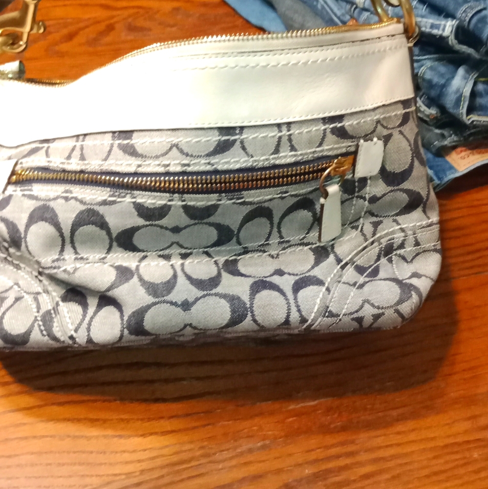 Very clean Coach handbag